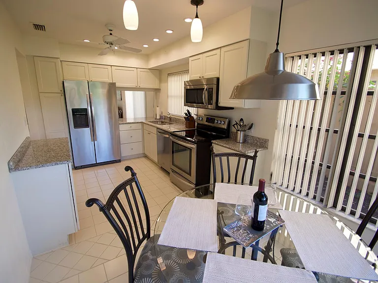 547 Beachwalk Cir — Photo 6