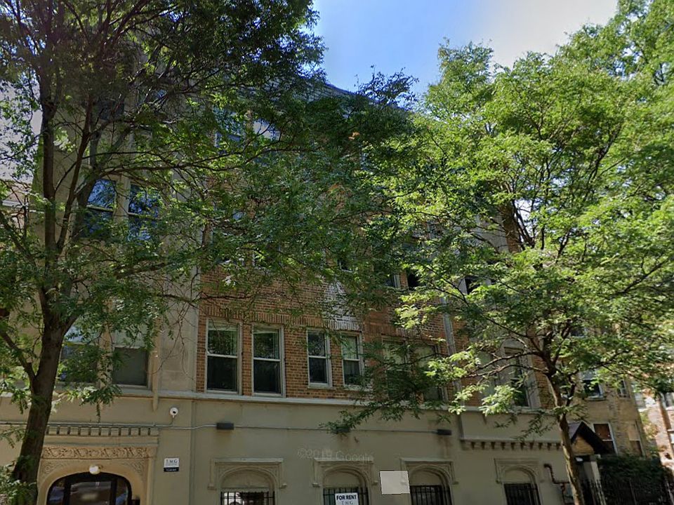 2nd image of 5054 N Winthrop Ave APT 209
