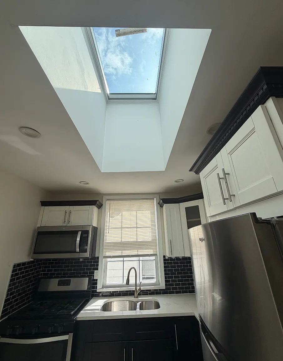 2 bed, 850 sqft, $2,900 — Photo 1