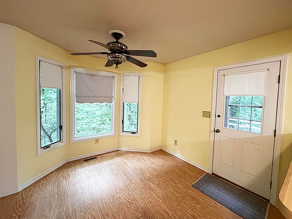 5th image of 405 Vieux Carre Ct