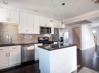 732 51st St SE, Washington, DC