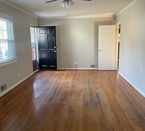 3rd image of 629 Forest Ridge Dr SE