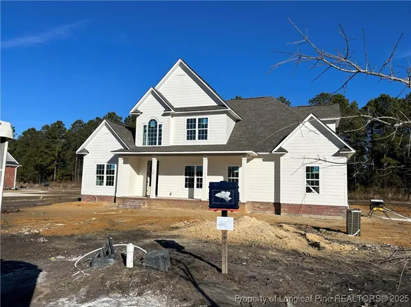 505 Autumn Leaf Ct, Lumberton, NC 28360