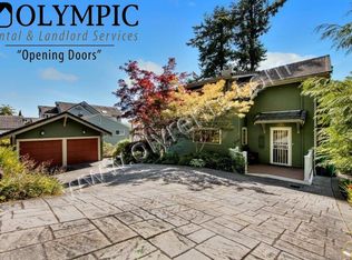 1919 E Bay Dr NE, Olympia, WA 98506