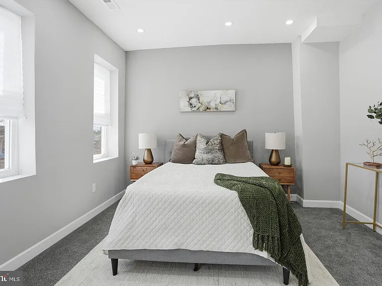 2536 Garrett Ave — Photo 29