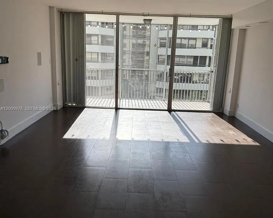 150 Ocean Lane Dr #6F