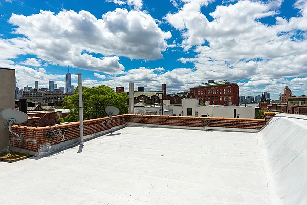 Rented by Blip LLC | media 15