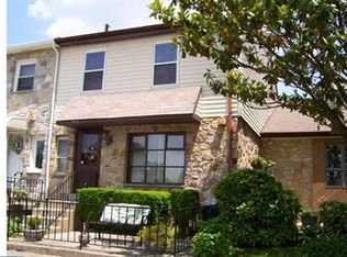 603 Saint Anthony Ln, Upper Darby, PA 19082