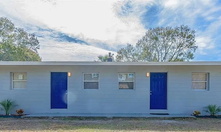 7408 S Sherrill St #B — Photo 1