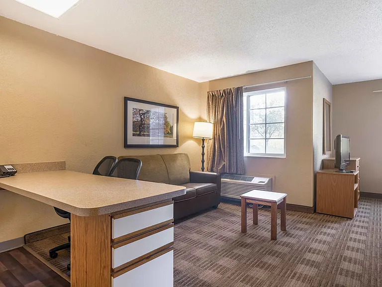 Deluxe Studio - 2 Full Beds