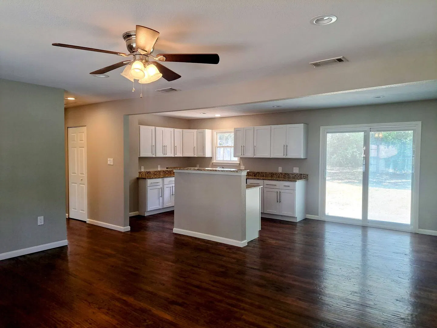 3 bedroom / 2 bath — Photo 3