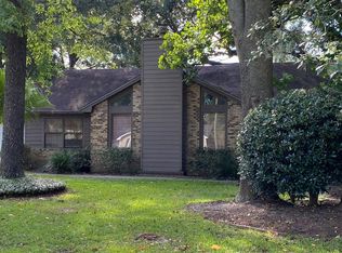 208 Glen Meadows Cir, Brunswick, GA 31523