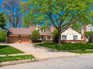 1744 W Moreland Dr, Columbus, OH 43220