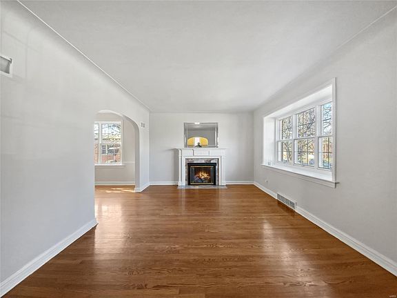 2nd image of 6626 Oleatha Ave