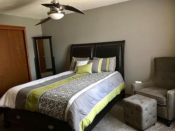 3rd image of 3020 Cheyenne Blvd