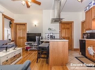 97 Myrtle St #3D, Boston, MA 02114