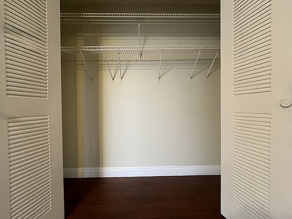 5th image of 8560 N Sherman Cir #305-498