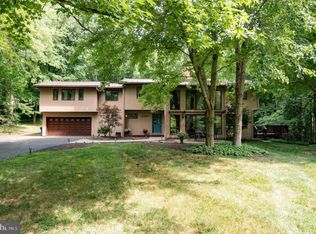 11140 Rich Meadow Dr, Great Falls, VA 22066