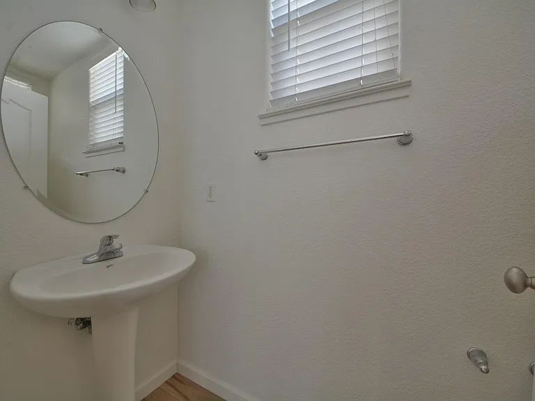 511 Massarosa Ln — Photo 6