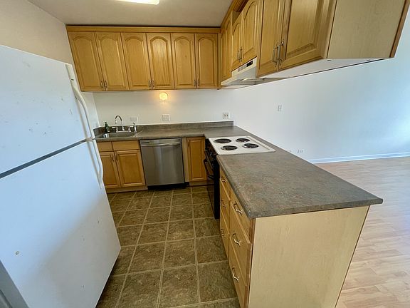 5th image of 3045 Ala Napuaa Pl APT 601