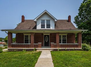 304 Rice St, Irvine, KY 40336