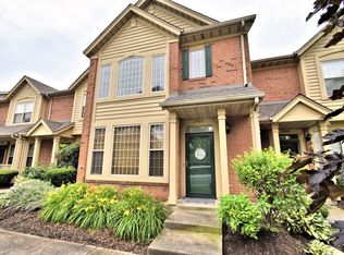 2902 Cambridge Way, Highland, IN 46322