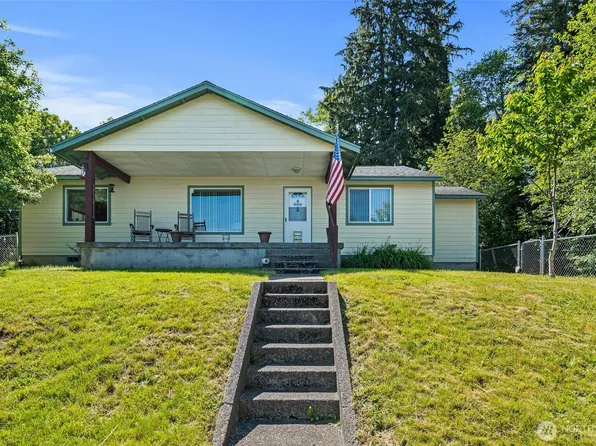 708 Peters Street, Raymond, WA 98577