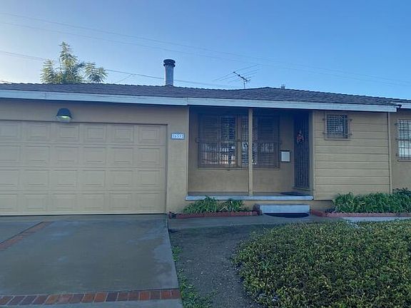 3rd image of 633 Greycliff Ave