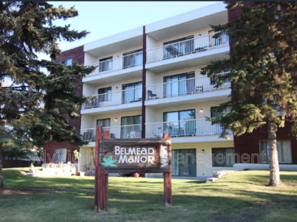 18308 93rd Ave NW, Edmonton, AB T5T 2V3