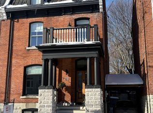 28 Wellington St, Kingston, ON K7L 3C1