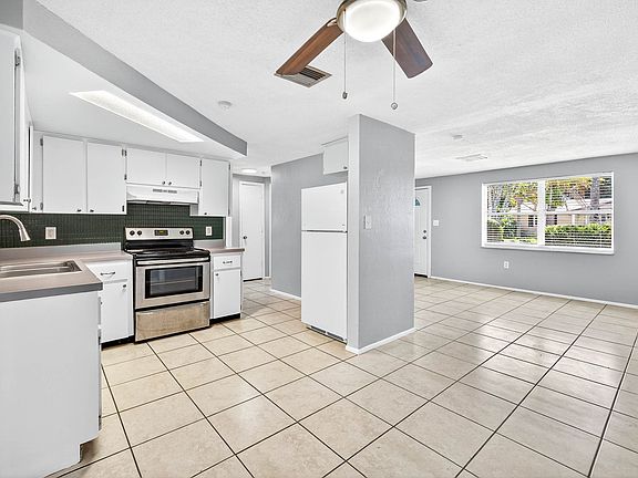 2nd image of 7041 Brentwood Dr