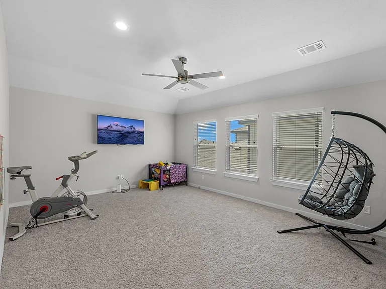 1569 Sunrise Gables Dr — Photo 21