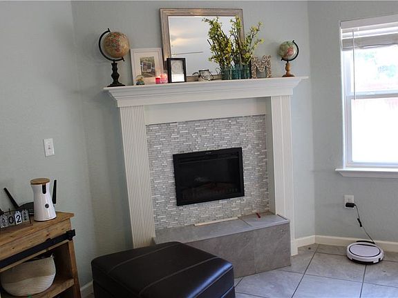 4th image of 140 Augusta Dr