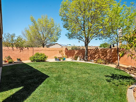 3rd image of 2448 N Expedition Ln