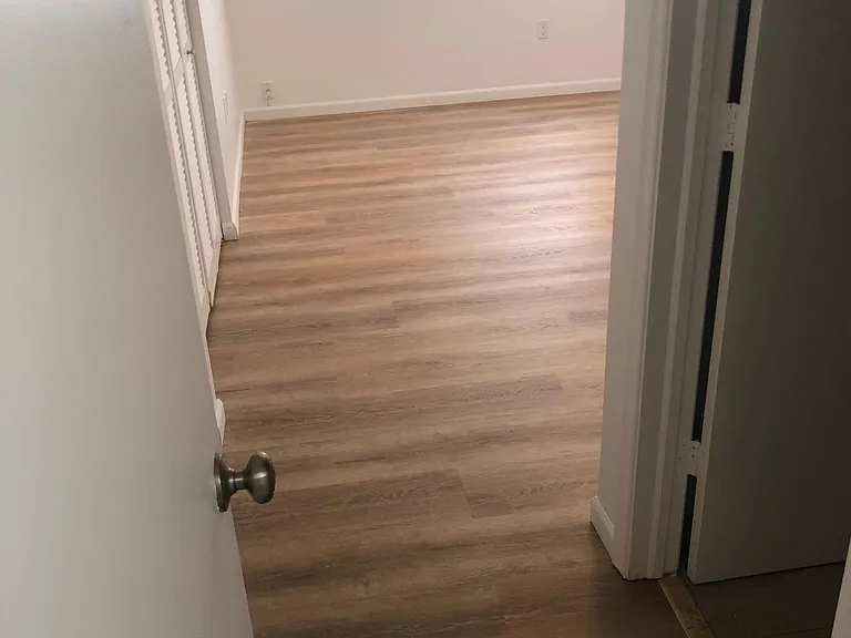 866 SW 9th Street Cir #205 — Photo 6