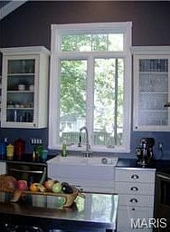 2nd image of 555 N Clay Ave