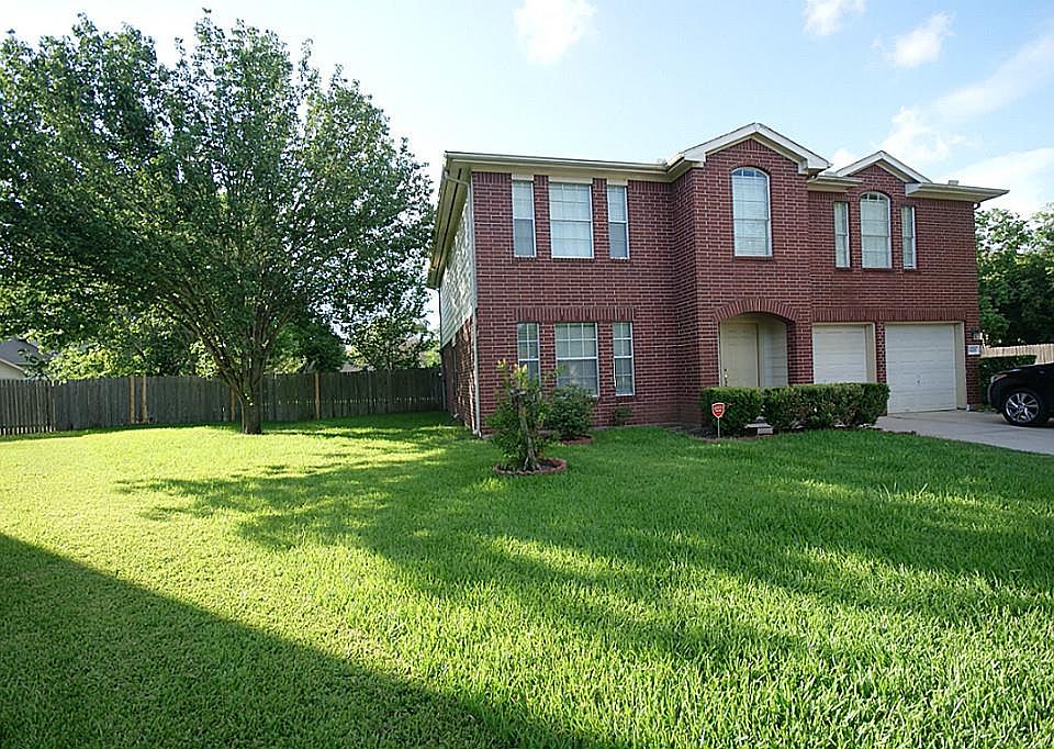 1st image of 8202 Cherryshire Ct