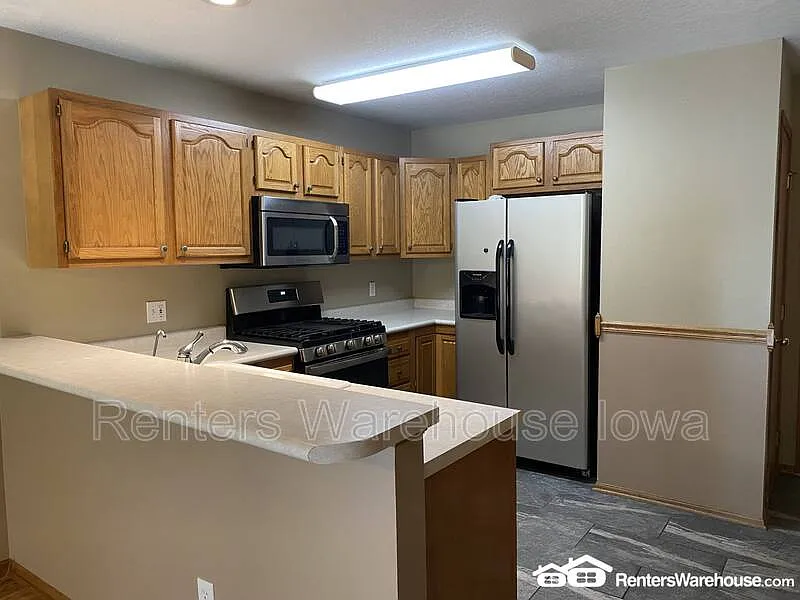 Building Photo - 737 Kitterman Cir