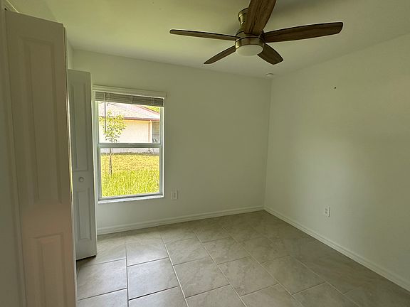 5th image of 20207 Benton Ave
