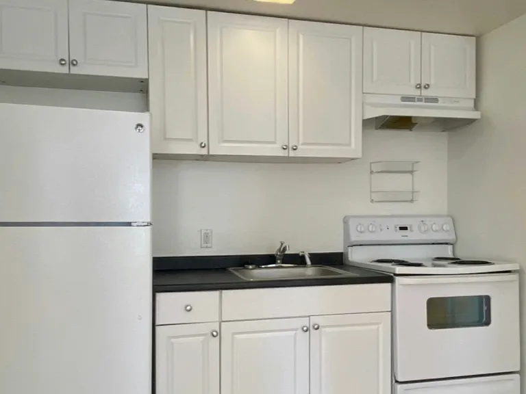 530 Beacon St #11 — Photo 3
