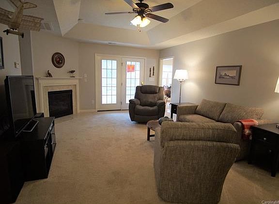 5th image of 123 Keswick Ln