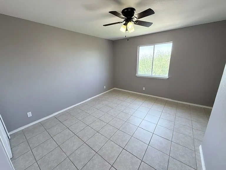 17525 Rock Port Rd — Photo 20