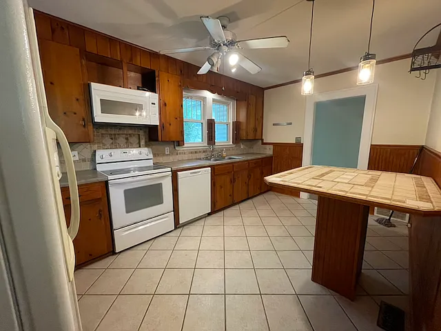255 S Sunset Dr — Photo 19