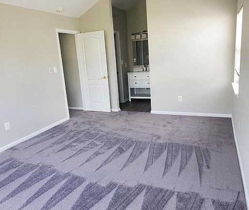 5th image of 8343 Montgomery Run Rd Unit L