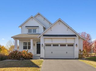 1604 Hackberry Ct, Carver, MN 55315