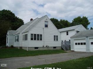 69 Court St, Milford, CT 06460