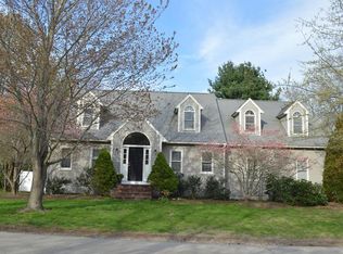 3 Sidney St, Plainville, MA 02762
