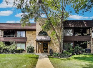 1356 N Sterling Ave UNIT 102, Palatine, IL 60067