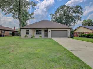 504 Ricky Raccoon Dr, Jacksonville, AR 72076