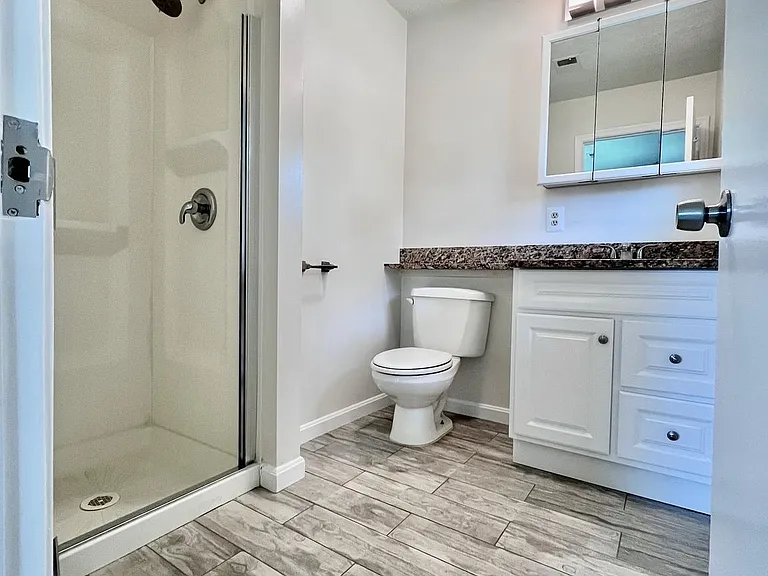 5350 Ravensworth Rd — Photo 64